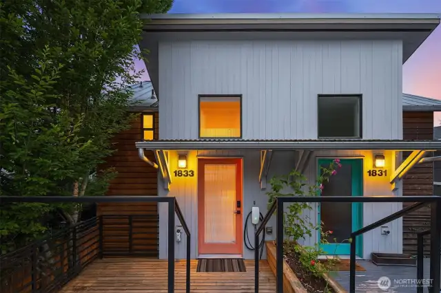 Chic Townhome in Madison Valley - NO HOA