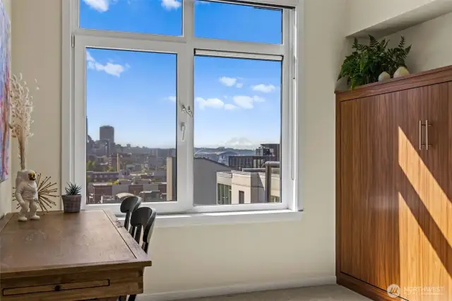 Second Bedroom with Murphy bed that conveys
