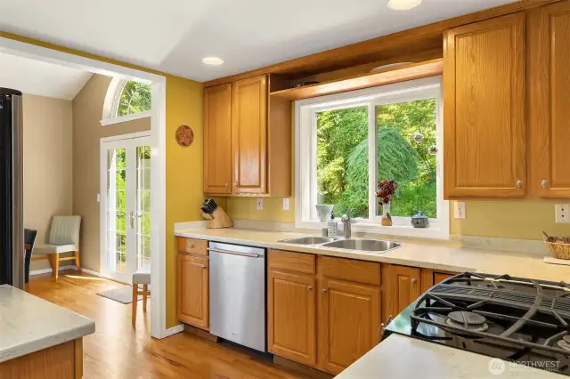 Stainless Steel appliances with Gas Range
