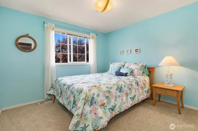 2nd Bedroom
