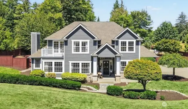 4 Bedroom + Bonus Room and a Den/Office 2.5 Bathrooms 3,033 Sq Feet Lg 3 Car Garage