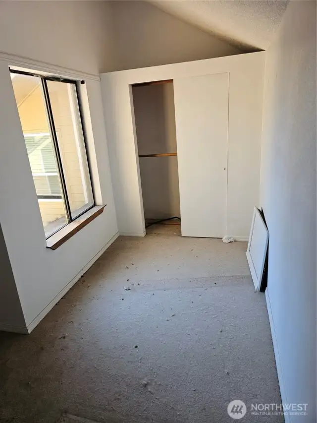 Bedroom Needs Carpet and Paint