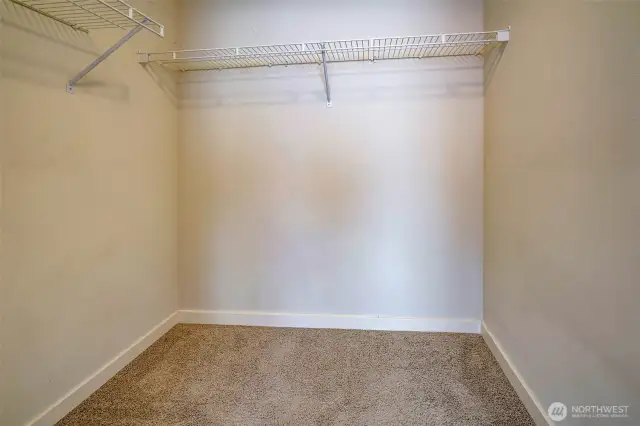 Large walk-in closet off bedroom.