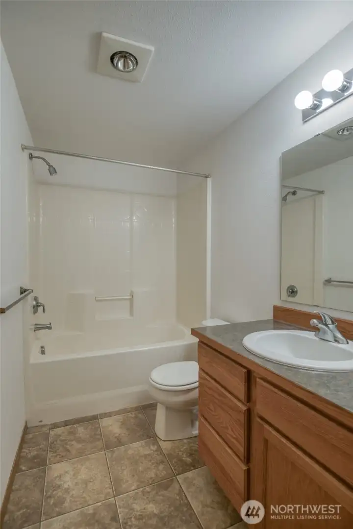 Primary Full Bathroom