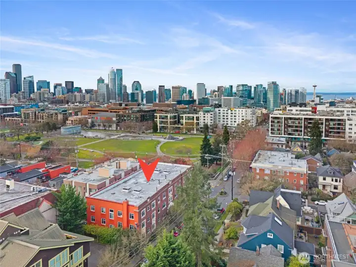 Cal Anderson Park and Light Rail Station-across the street.