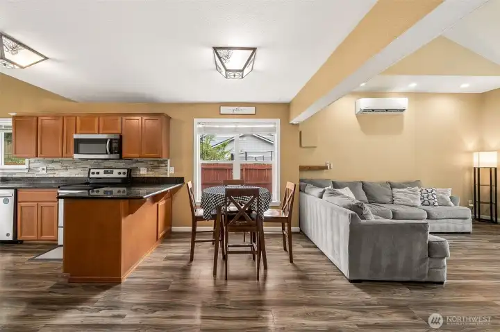 Dining room area off the kitchen and living room. Great place to entertain and have everyone together.