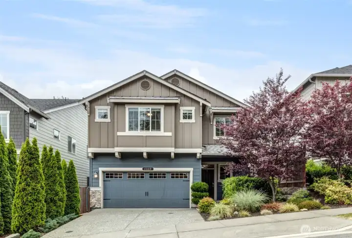 You'll love this beautiful 5 bedroom home.. You'll love this beautiful 5 bedroom home..