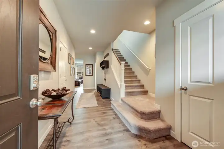Check out the beautiful entry and meticulous condition of every square foot in this home. Check out the beautiful entry and meticulous condition of every square foot in this home.