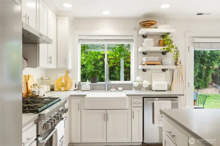 The greenery view out the kitchen window is amazing The greenery view out the kitchen window is amazing