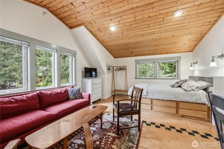 Studio layout with a bed nook