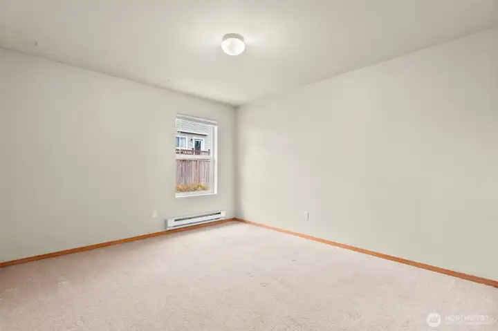 Large 2nd bedroom