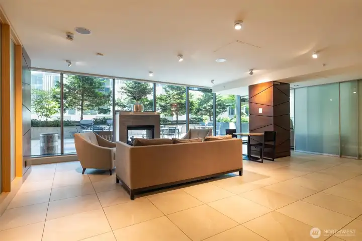 Owners lounge with full kitchen and access to the large terrace. Owners lounge with full kitchen and access to the large terrace.