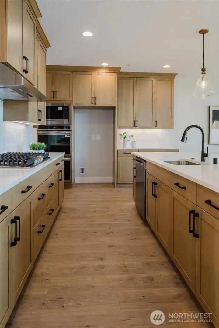 Photos are of same floorplan completed at a diff location. To be used for reference only