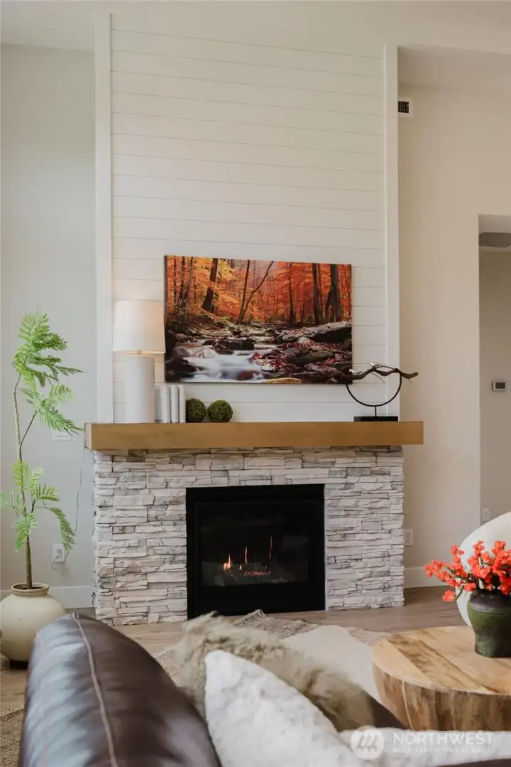 Photos are of same floorplan completed at a diff location. To be used for reference only