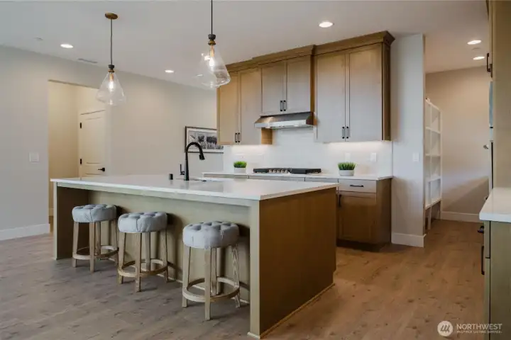 Photos are of same floorplan completed at a diff location. To be used for reference only