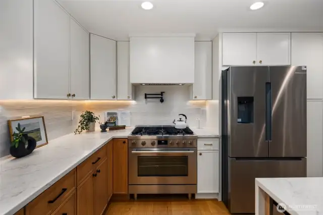 High end BOSCH kitchen appliances