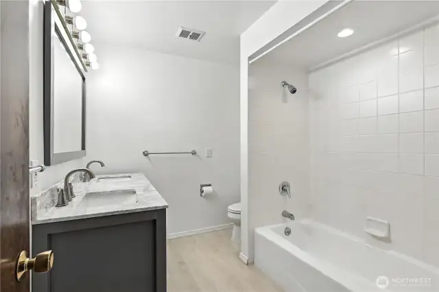 Main bath is also updated!