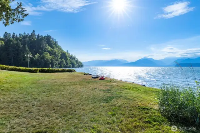 142 feet of no/low bank waterfront along the Hood Canal.