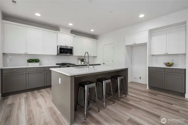 This photo/rendering is provided for illustrative purposes only. It does not depict the actual property, finishes, or furnishings, which may differ.