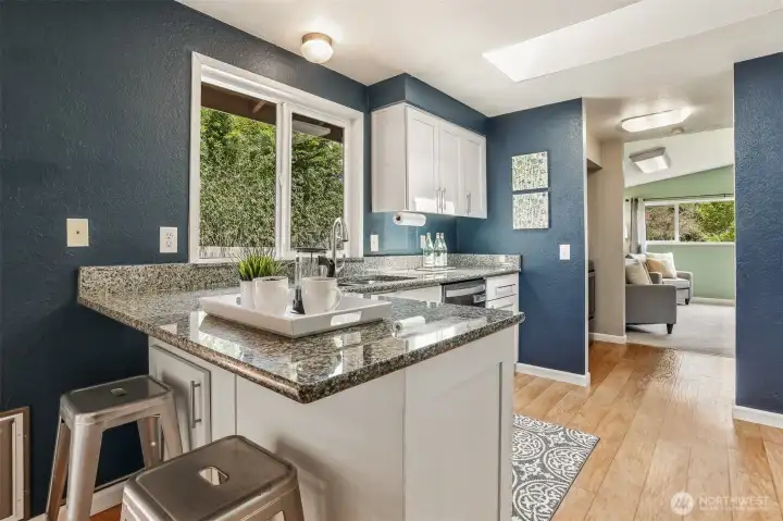 The lower cabinets all have pull out shelves.  All drawers are slow close.