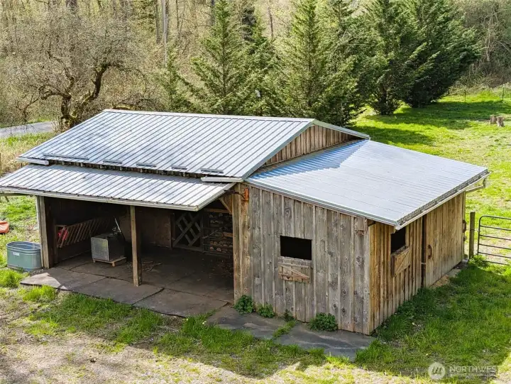 Horse barn with stalls for 2 and a Tack Room/feed Storage