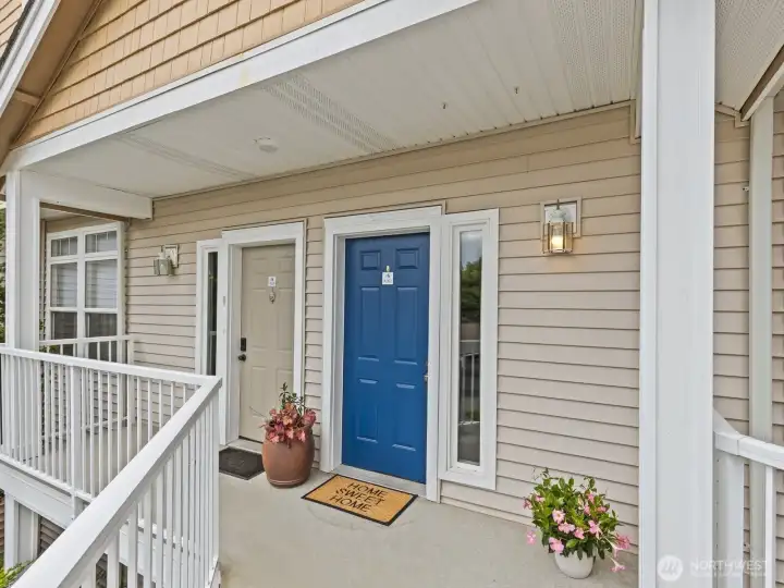 Welcome to your 2 story, 2nd floor condo with no upstairs neighbors! Welcome to your 2 story, 2nd floor condo with no upstairs neighbors!