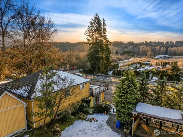 Valley views over Woodinville's wine district