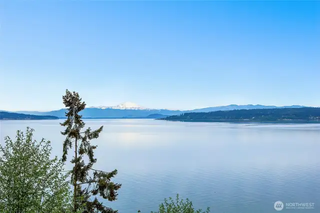 Oak Harbor can be seen too
