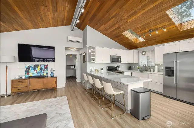 Open Concept lets the light shine everywhere!