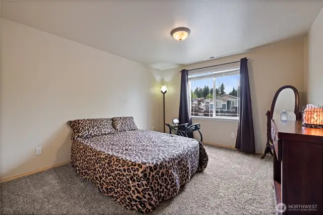2nd bedroom