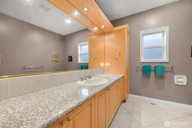 Main floor bath