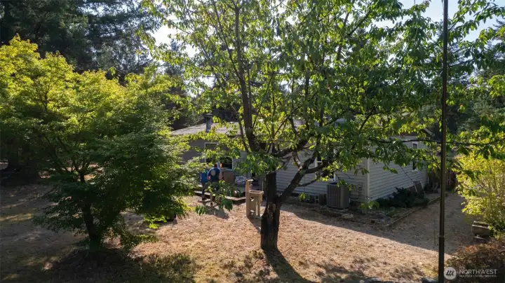 View front of home.