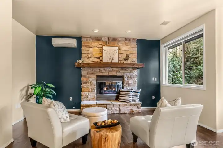 Beautiful stone gas fireplace/family room off the kitchen