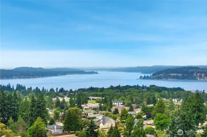 Another magnificent water view~~