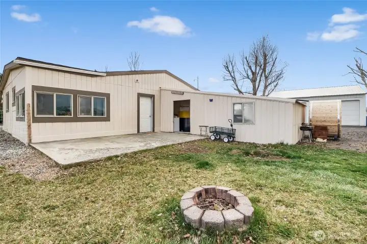 Step into the peaceful backyard!