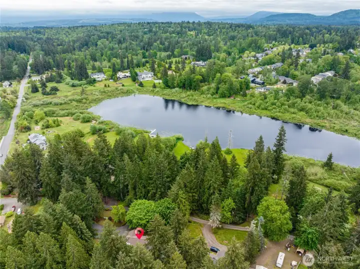 Nice arial shot of the location near Allen Lake.  Feels like the home is way out in the country...yet it is a block from the elementary and middle school and only 1.2 miles to Safeway!
