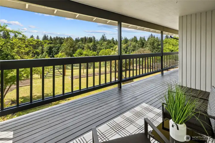 Views, serenity and peaceful place to enjoy your morning coffee or evening cocktail!