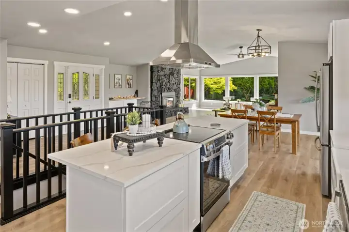 Kitchen, dining and great room entry!