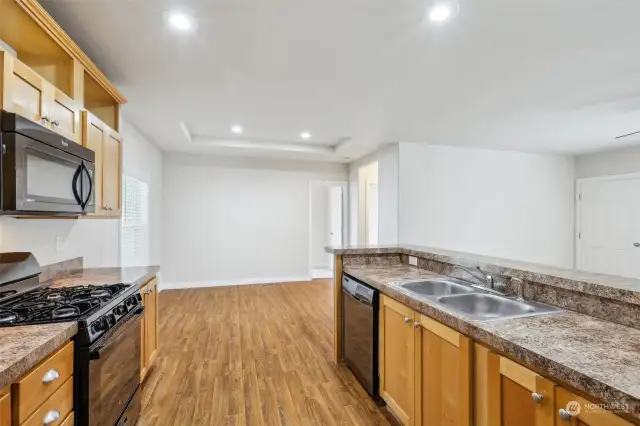 Dining room seen from the kitchen