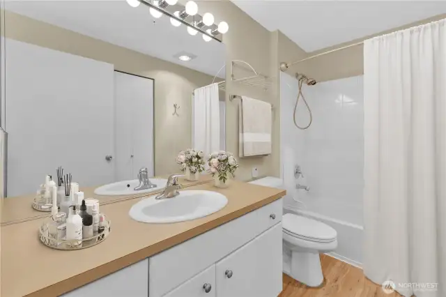 Full Bathroom