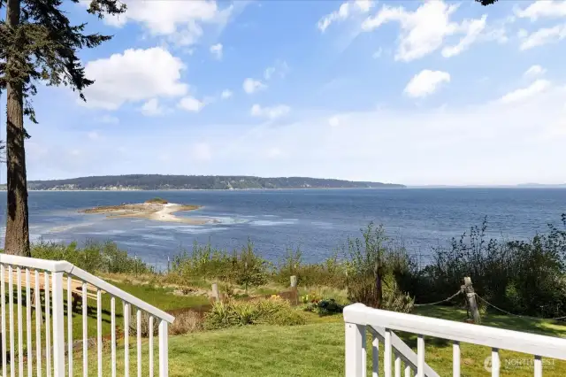 Views of Baby Island and Saratoga Passage