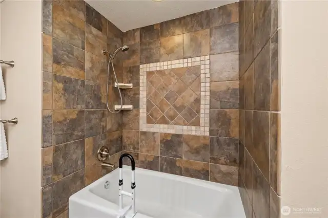 Common main floor bathroom