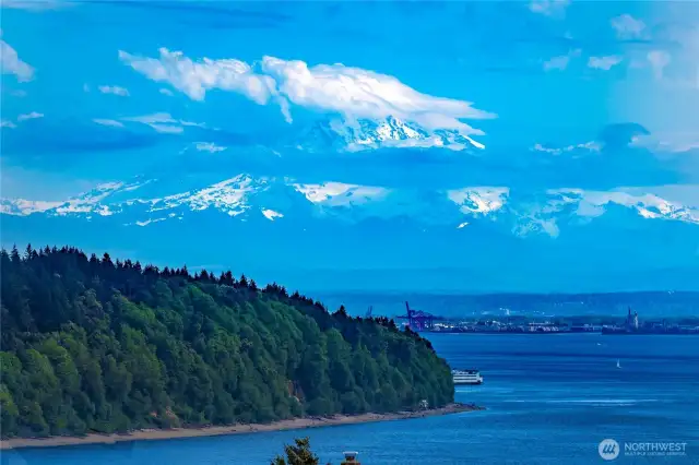 Truly you will never get tired of the ever-changing, stunning views!