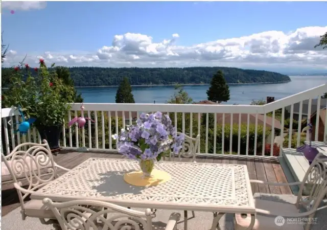 Glorious morning sunlight from your front deck