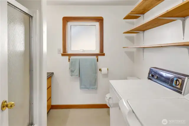 Upper level bathroom/ laundry