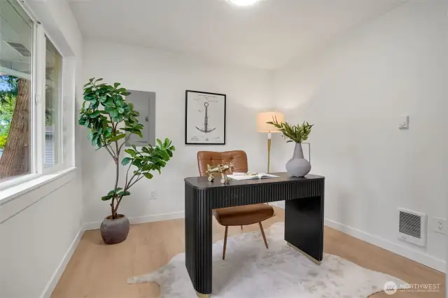 bedroom 2/office space