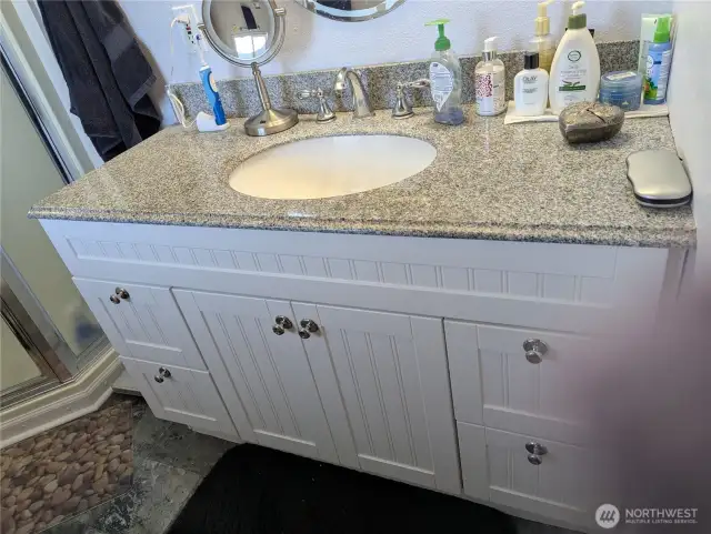 primary bathroom vanity