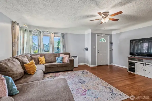 Corner Windows Provide Ample Daylight