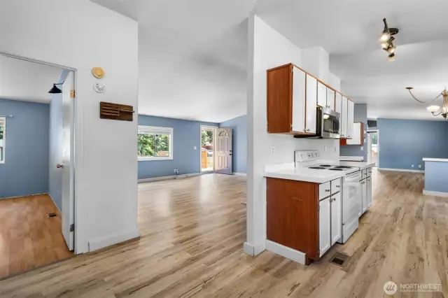 The large open floor plan allows for endless possibilities for your ideas!