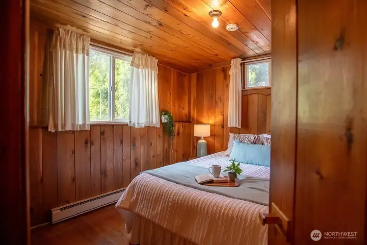 Lower floor bedroom